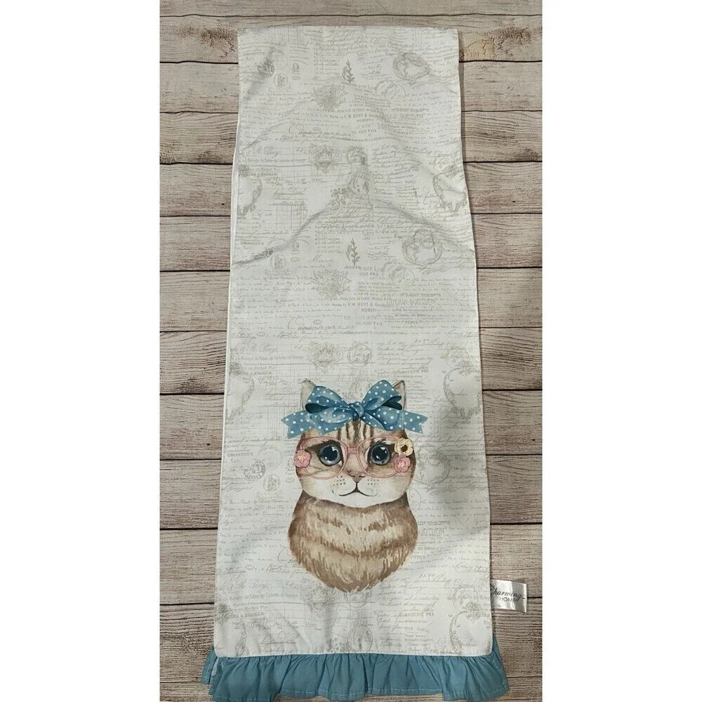 Charming HOme charm traditional cat